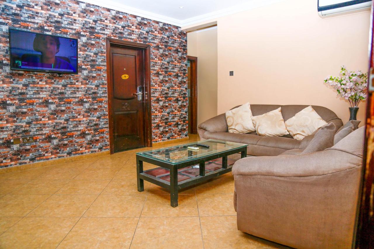 Midindi Hotel Acra Exterior foto
