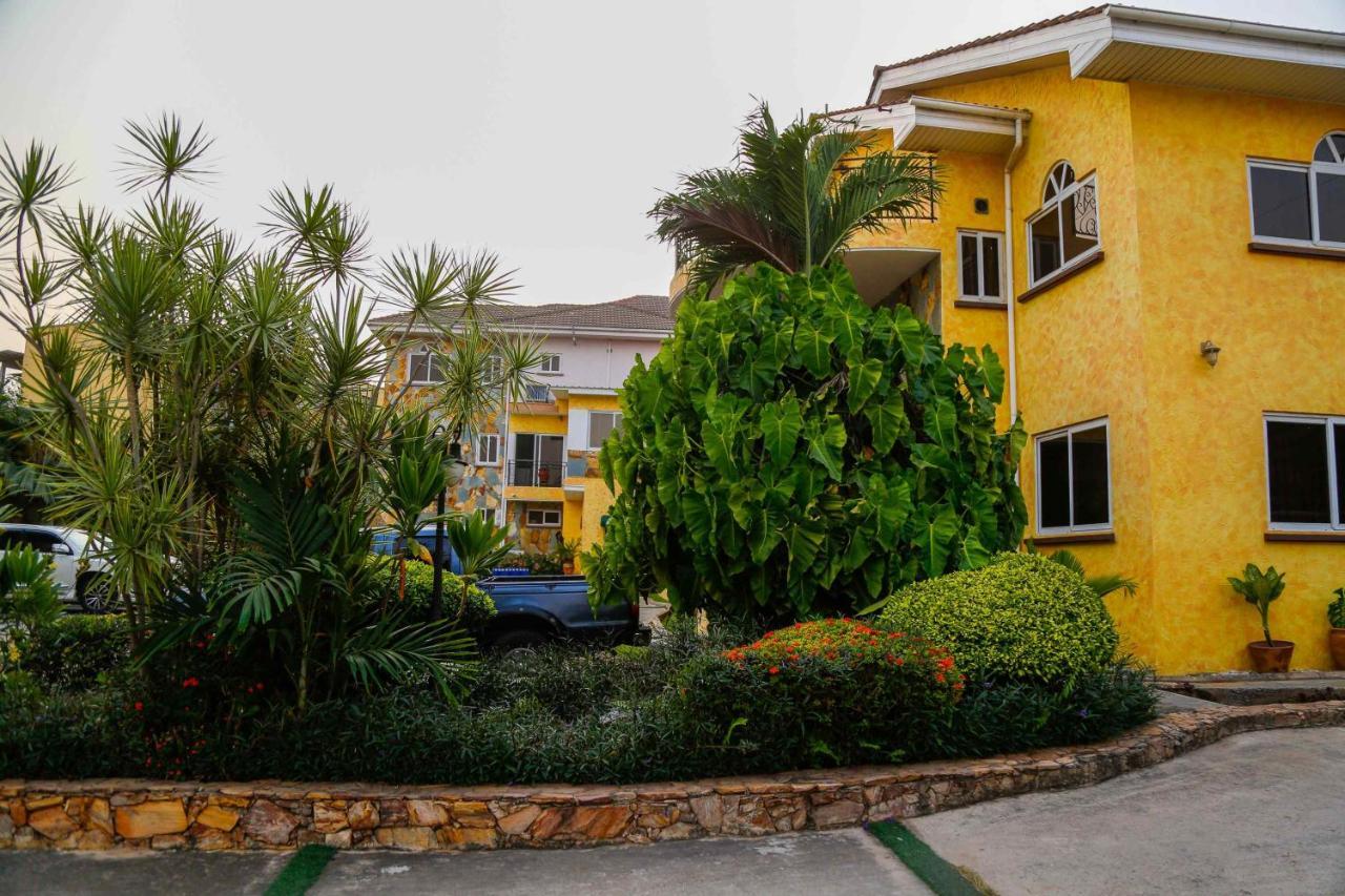 Midindi Hotel Acra Exterior foto